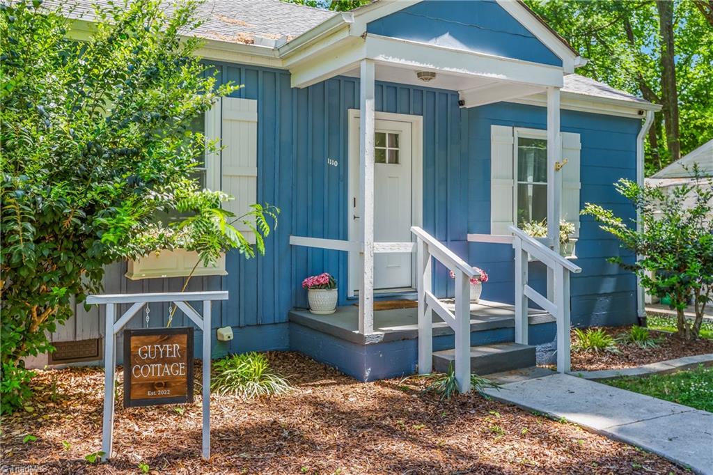 1110 Guyer Street High Point, NC 27262 - Photo 4 of 26