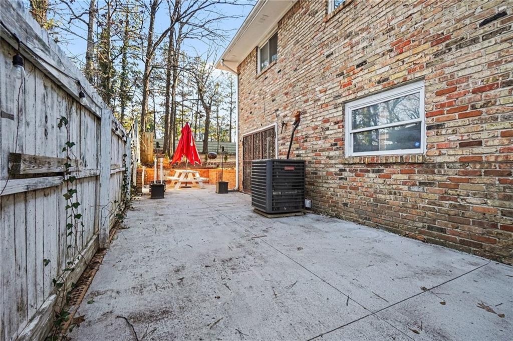 2494 Glenrock Drive Decatur, GA 30032 - Photo 23 of 27