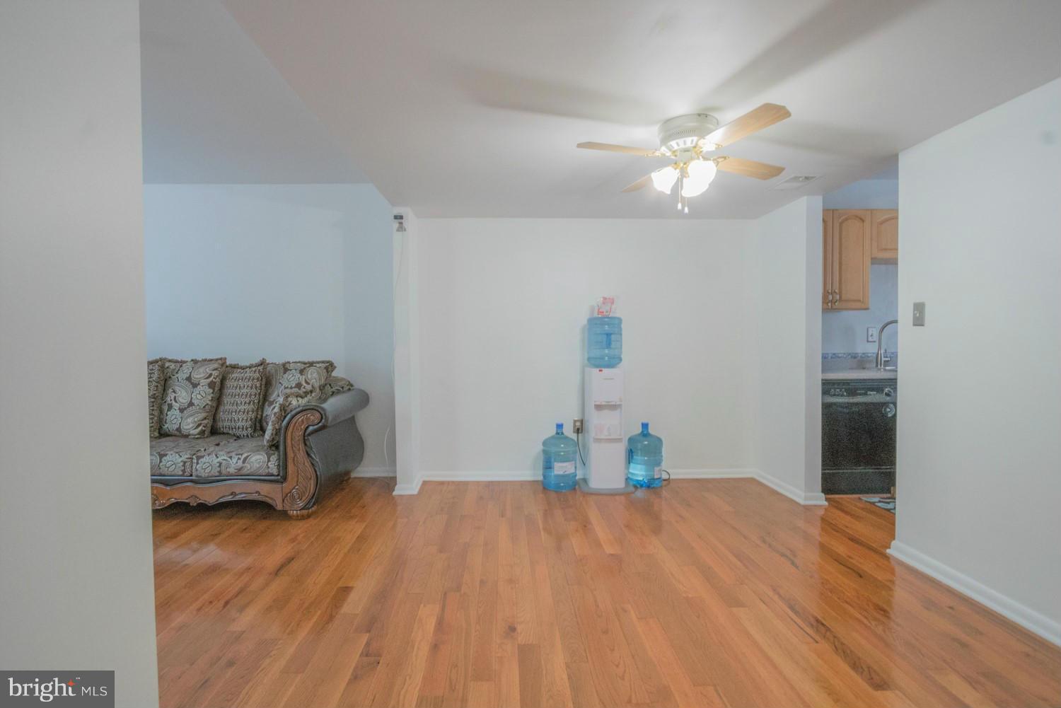 23 Timber Rock Road Gaithersburg, MD 20878 - Photo 11 of 30 Dining Room