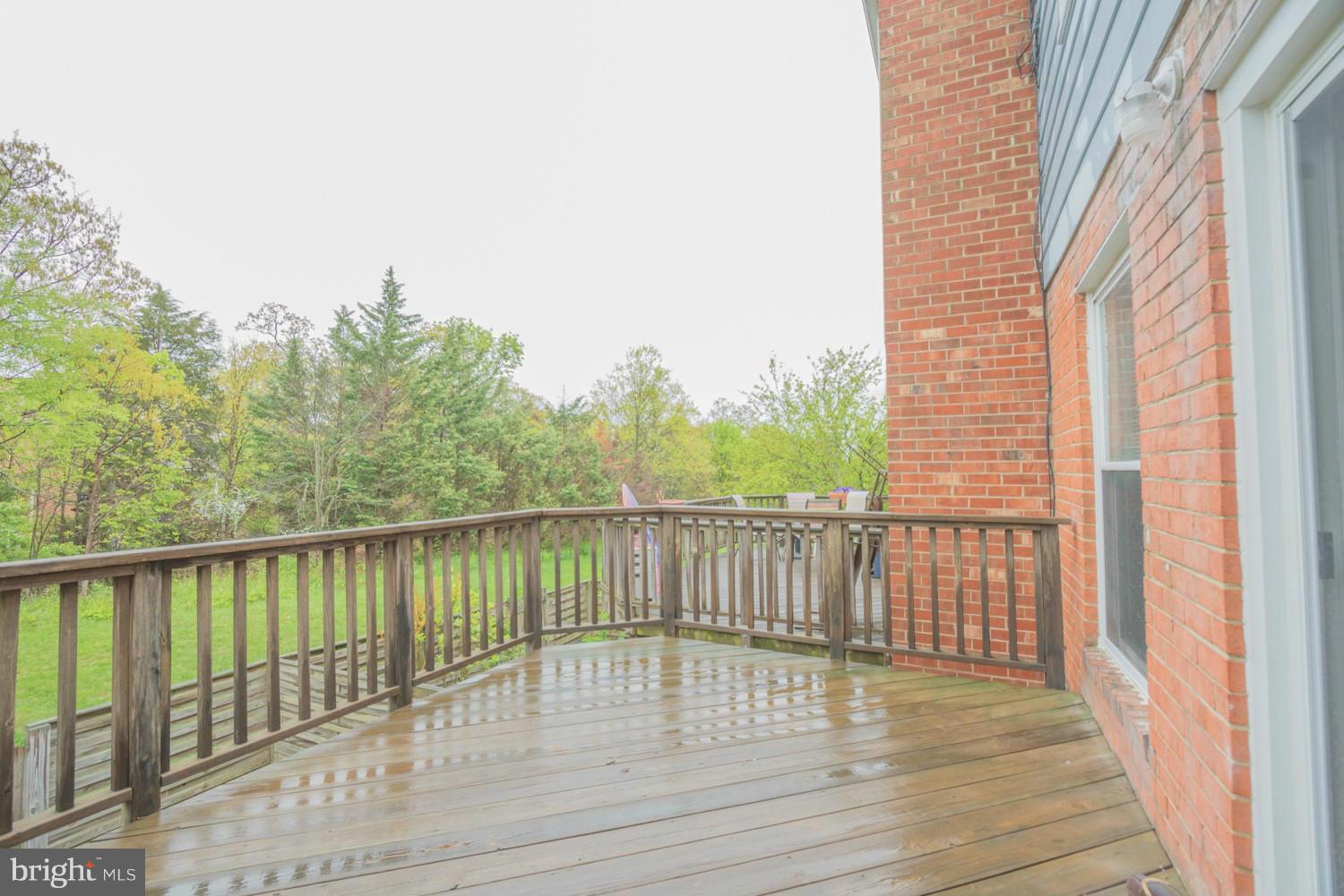 23 Timber Rock Road Gaithersburg, MD 20878 - Photo 29 of 30 Exterior (Rear)