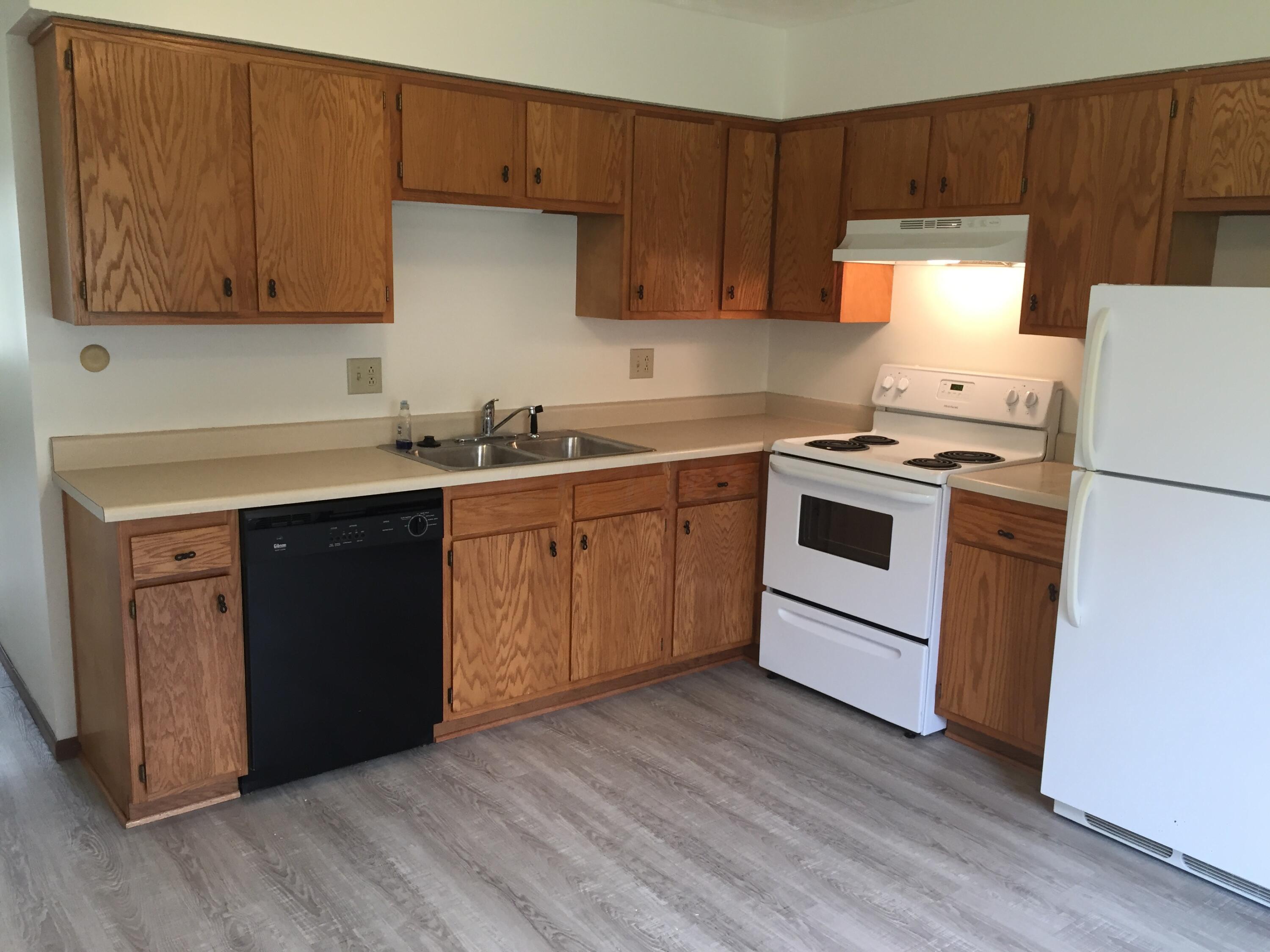 3830 Petzinger Road, Unit 3832 Columbus, OH 43232 - Photo 8 of 12 Gallery Image 8