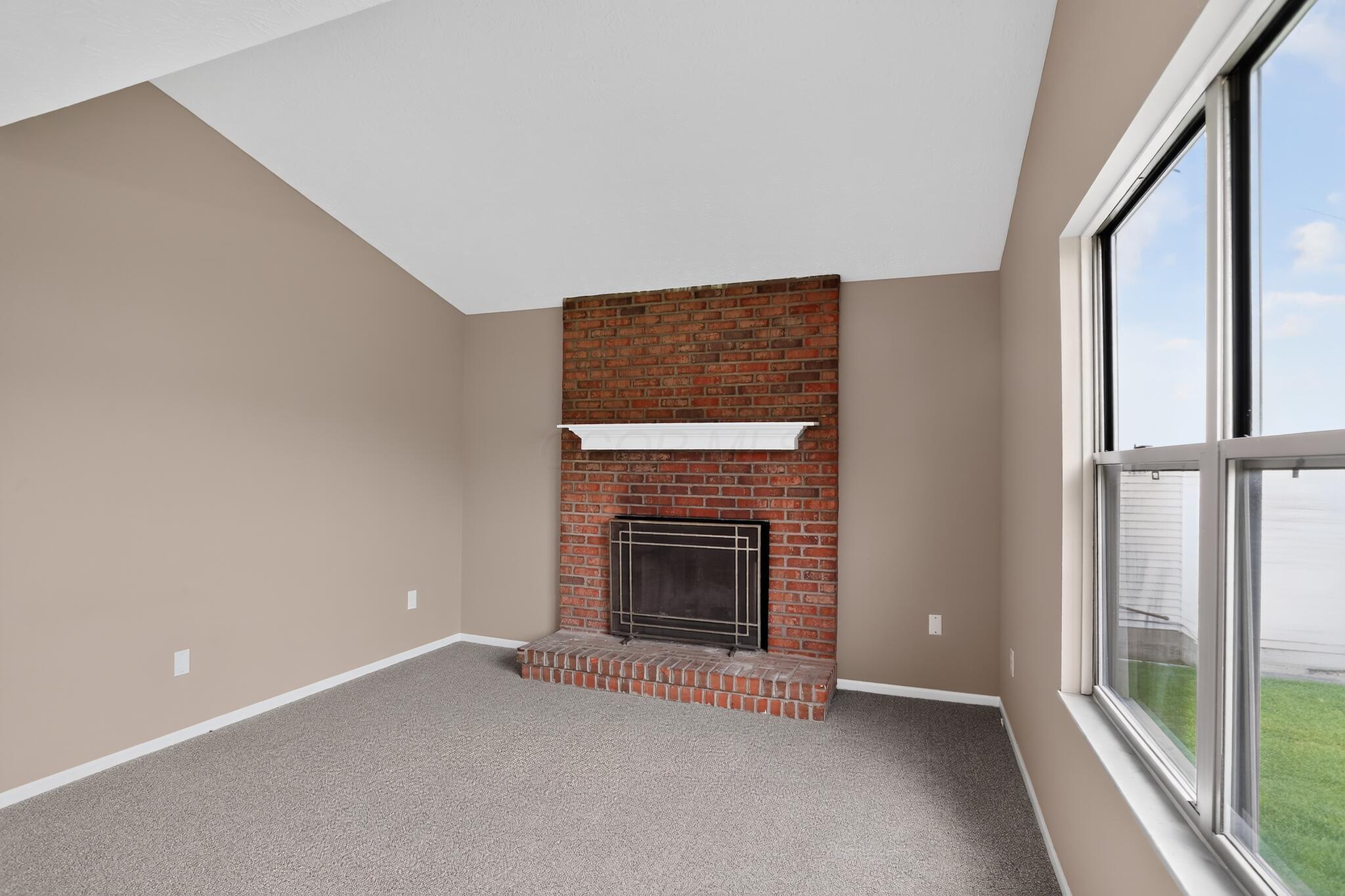 2893 Barrows Road Columbus, OH 43232 - Photo 6 of 23