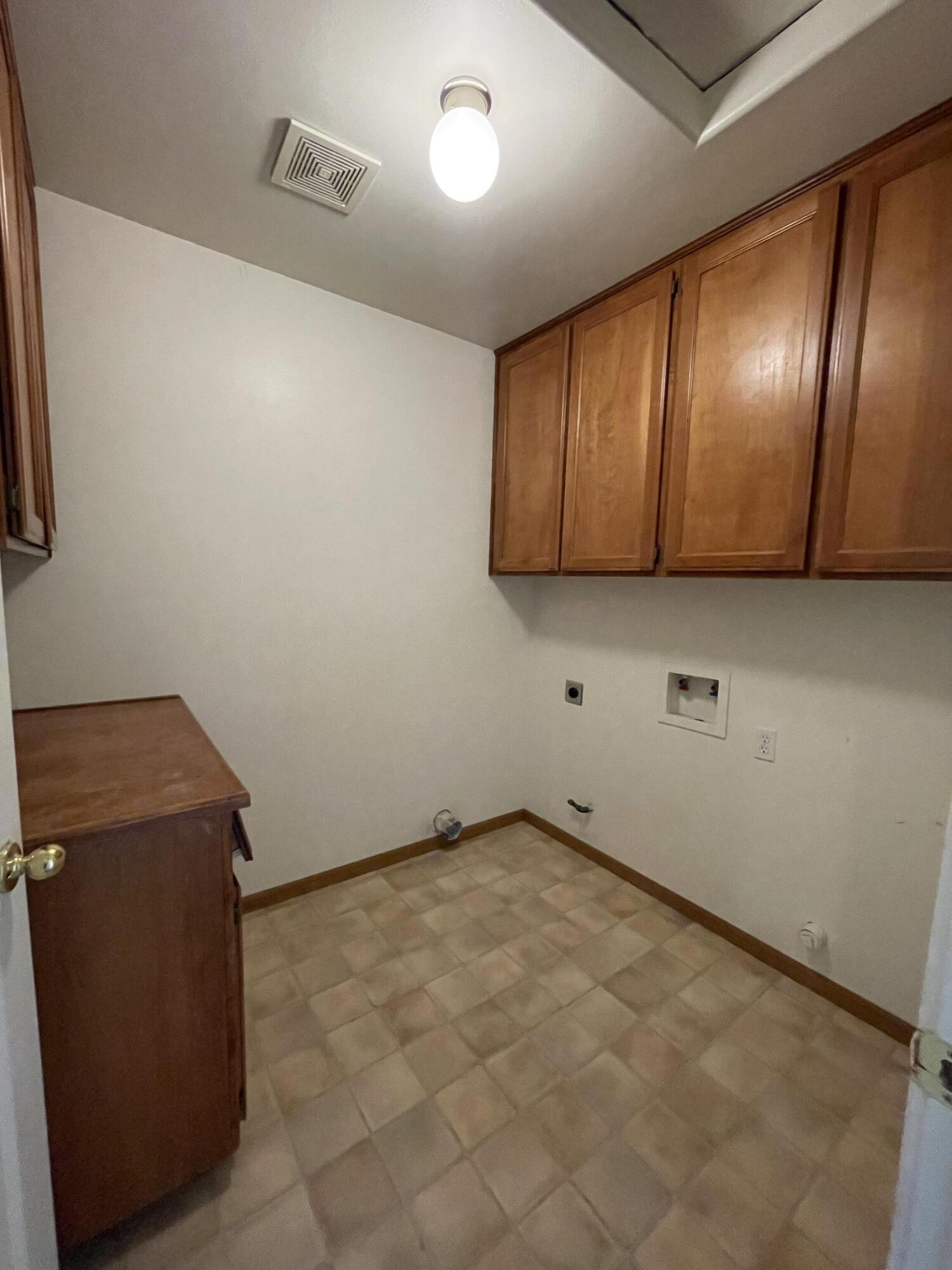 130 South Filbert Road Exeter, CA 93221 - Photo 12 of 19 IMG-1832
