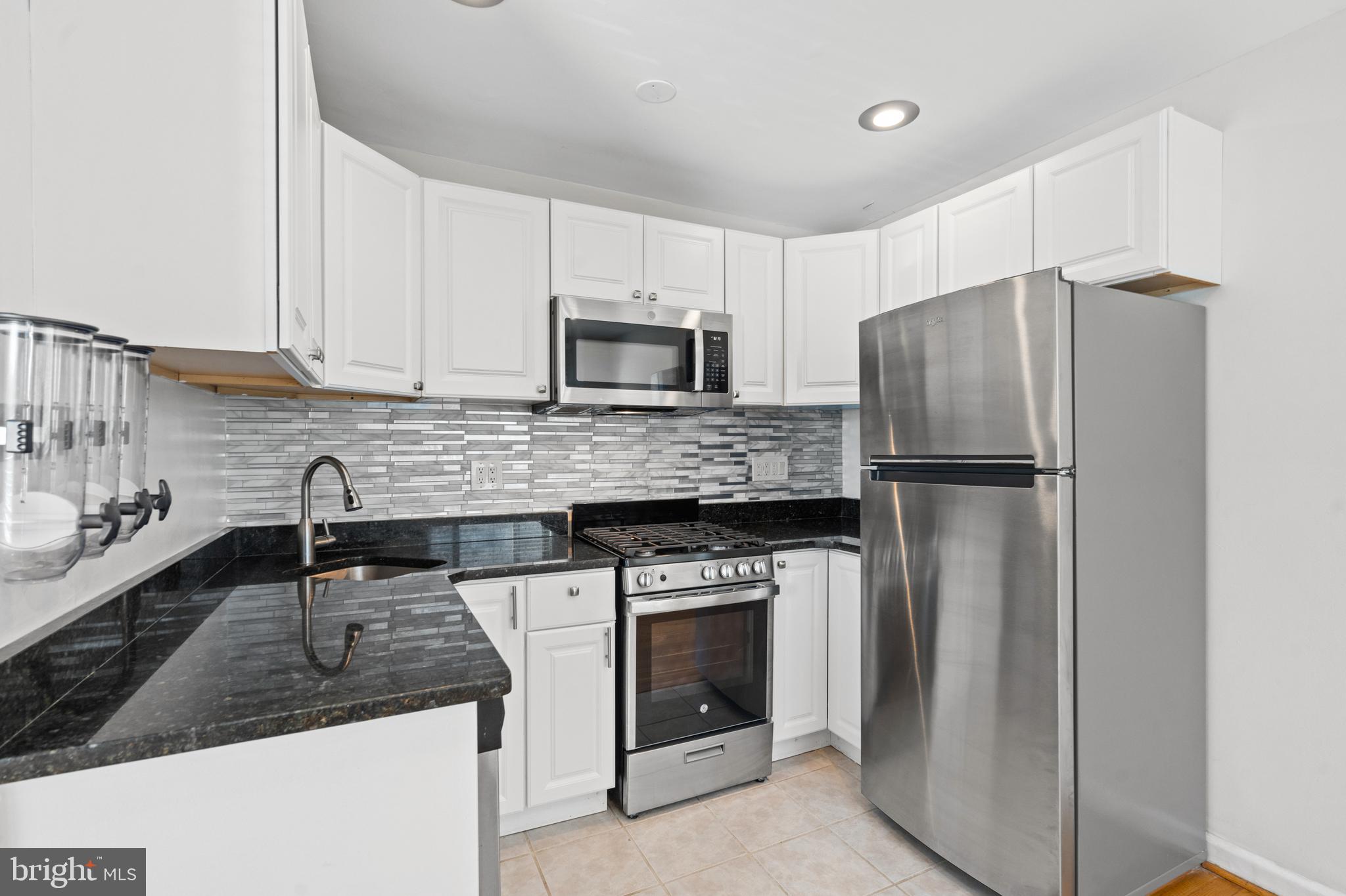 1200 South Arlington Ridge Road, Unit 517 Arlington, VA 22202 - Photo 9 of 20