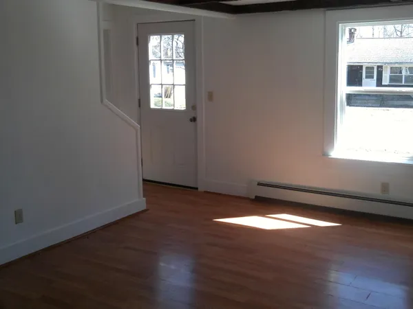 $284,500 | 104 Beechwood Street, Thomaston, ME 04861