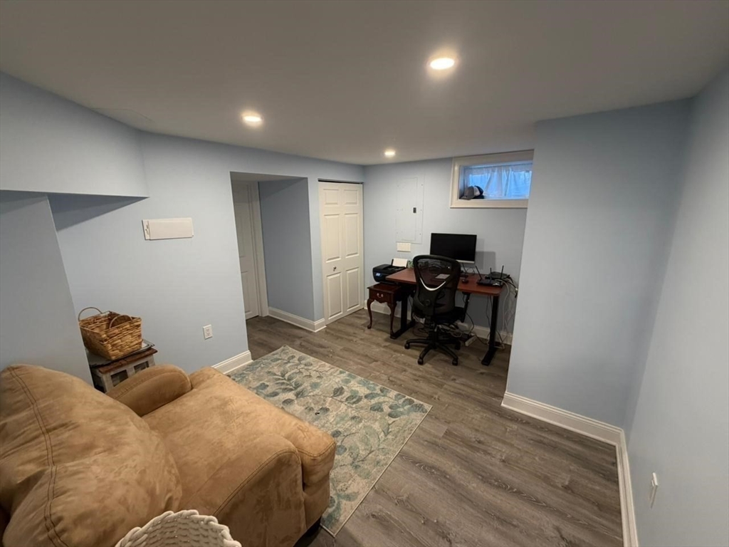33 Logan Road, Unit 33 Braintree, MA 02184 - Photo 4 of 19