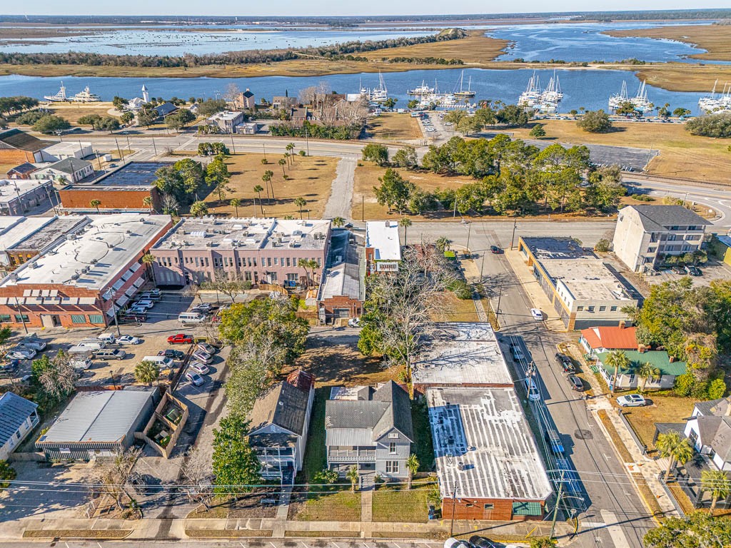 1623 Reynolds Street Brunswick, GA 31520 - Photo 43 of 61