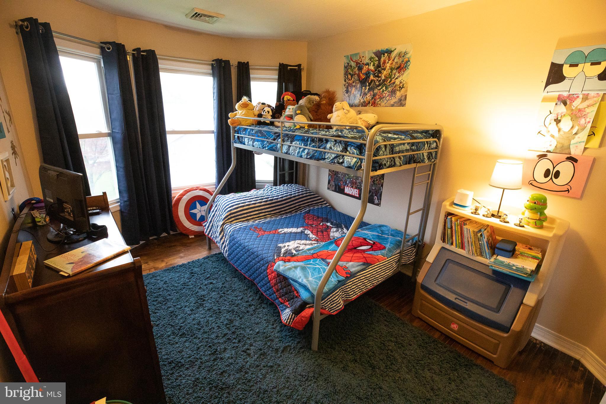 1810 Colonial Road Harrisburg, PA 17112 - Photo 21 of 37 Upstairs Bedroom