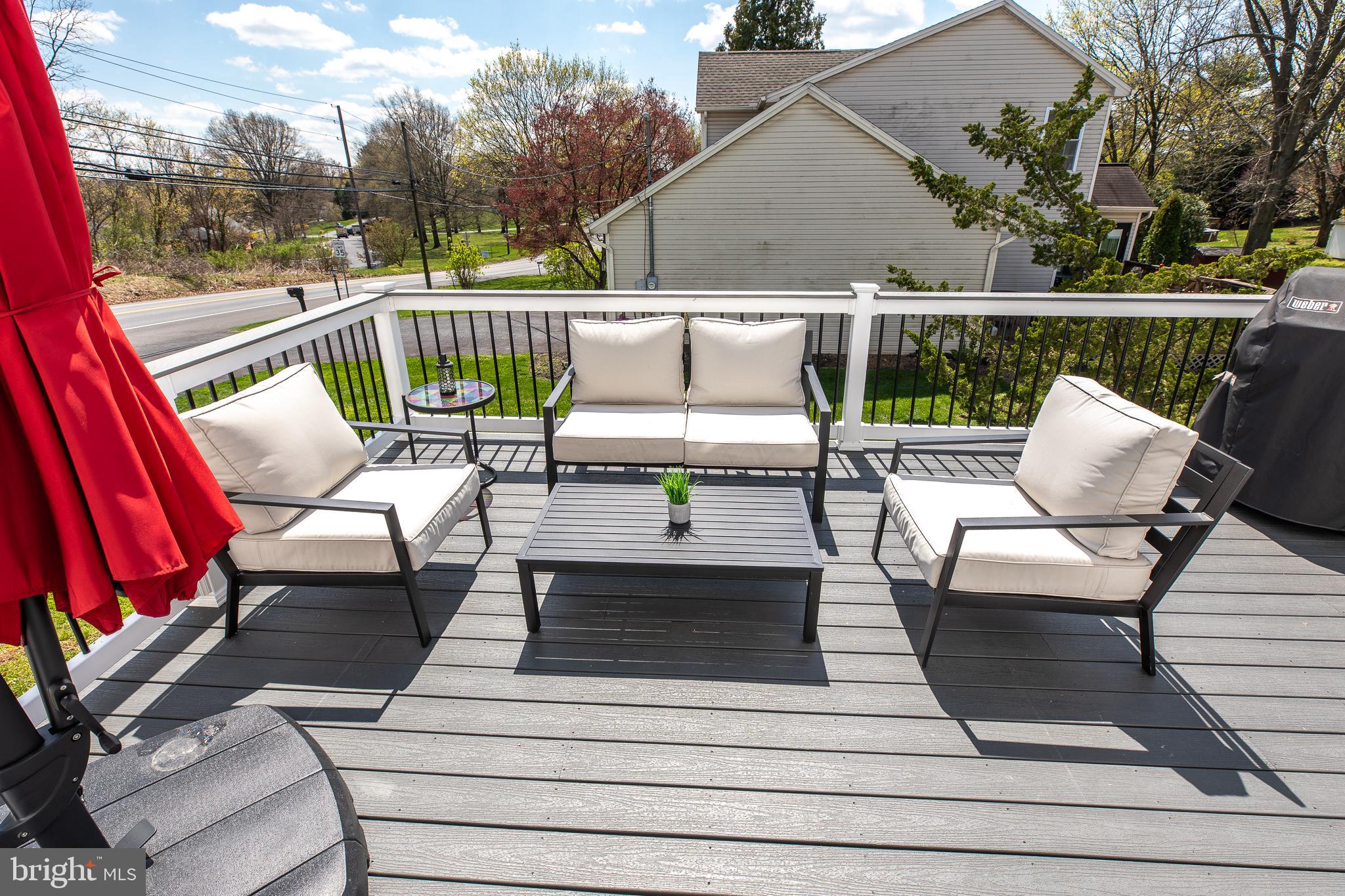 1810 Colonial Road Harrisburg, PA 17112 - Photo 9 of 37 New Trex Deck #1