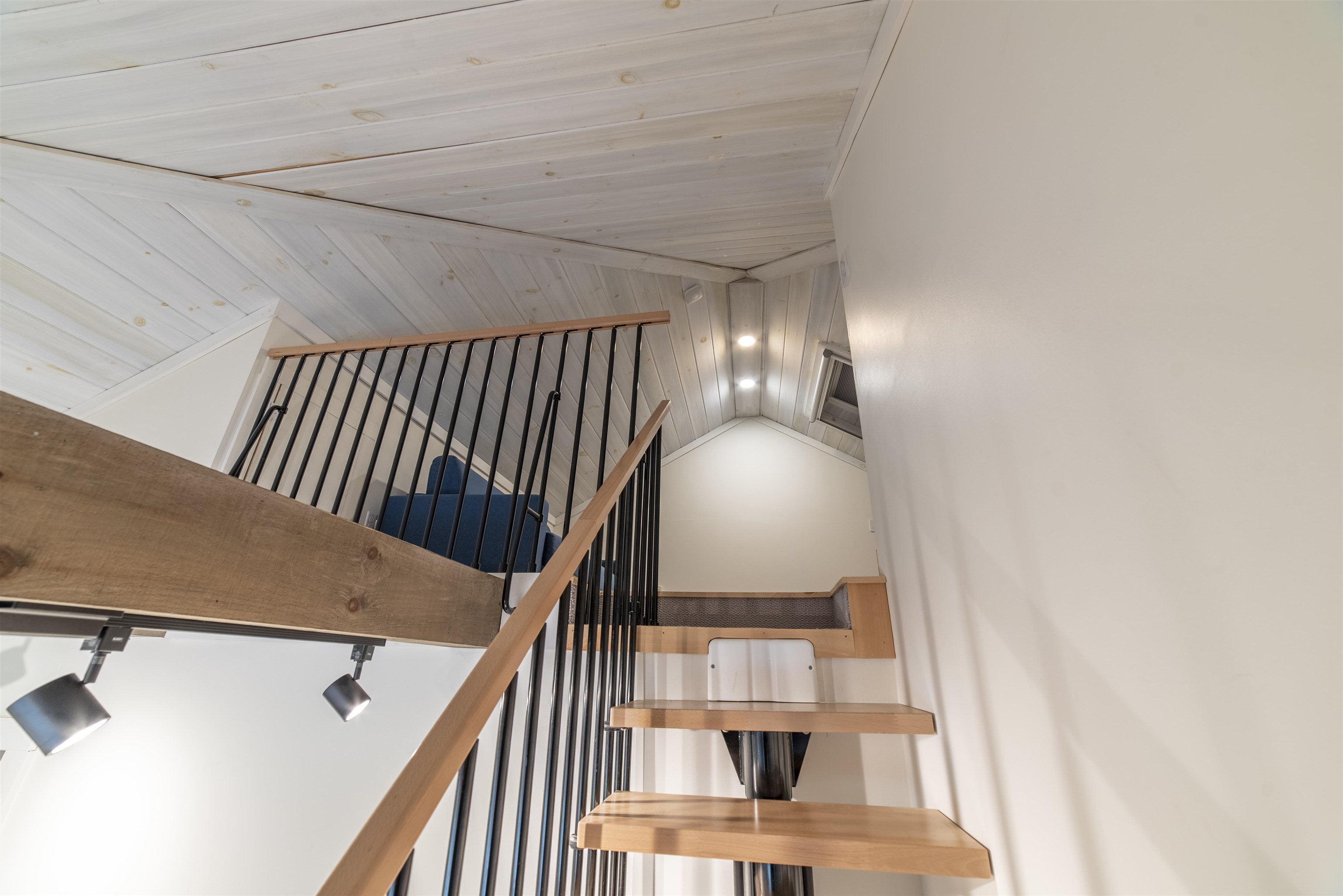 9 Slopeside Road West Dover, VT 05356 - Photo 22 of 29 Gallery Image 22
