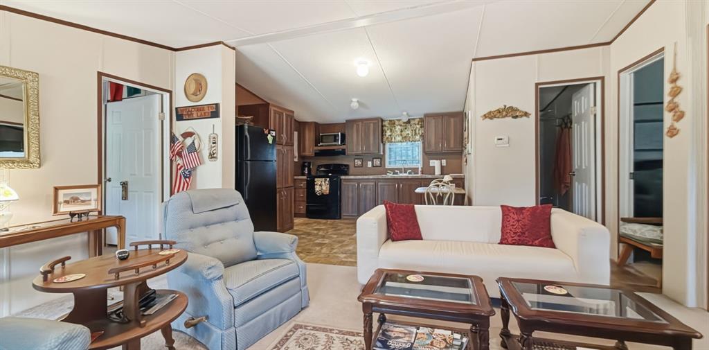 945 Lake Road Gordonville, TX 76245 - Photo 3 of 23