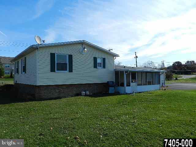2030 Noss Road York, PA 17408 - Photo 4 of 19