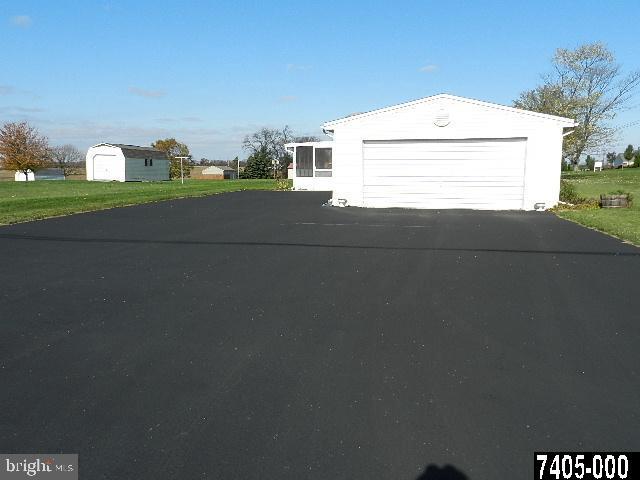 2030 Noss Road York, PA 17408 - Photo 5 of 19