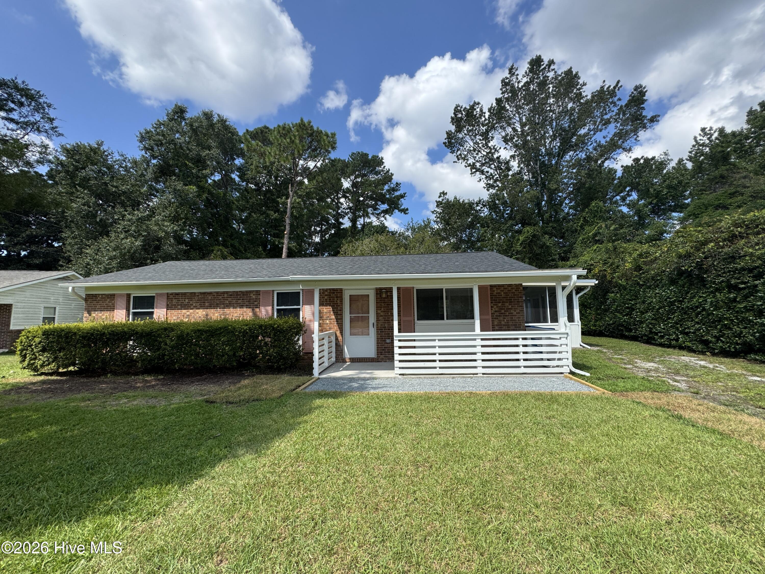 317 Covington Road Wilmington, NC 28409 - Photo 1 of 17