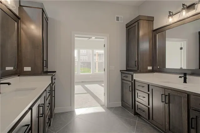 $687,690 | 17154 South Heatherwood Street, Olathe, KS 66062