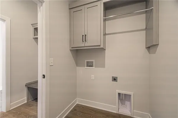 $679,990 | 17154 South Heatherwood Street, Olathe, KS 66062