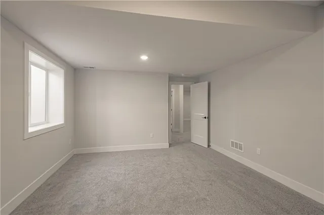 $687,690 | 17154 South Heatherwood Street, Olathe, KS 66062