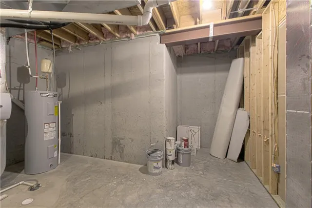 $687,690 | 17154 South Heatherwood Street, Olathe, KS 66062