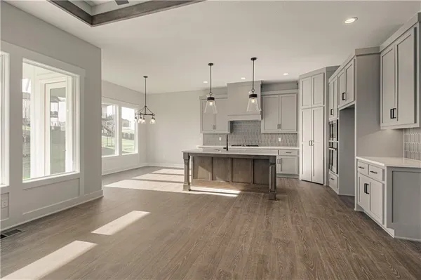 $679,990 | 17154 South Heatherwood Street, Olathe, KS 66062