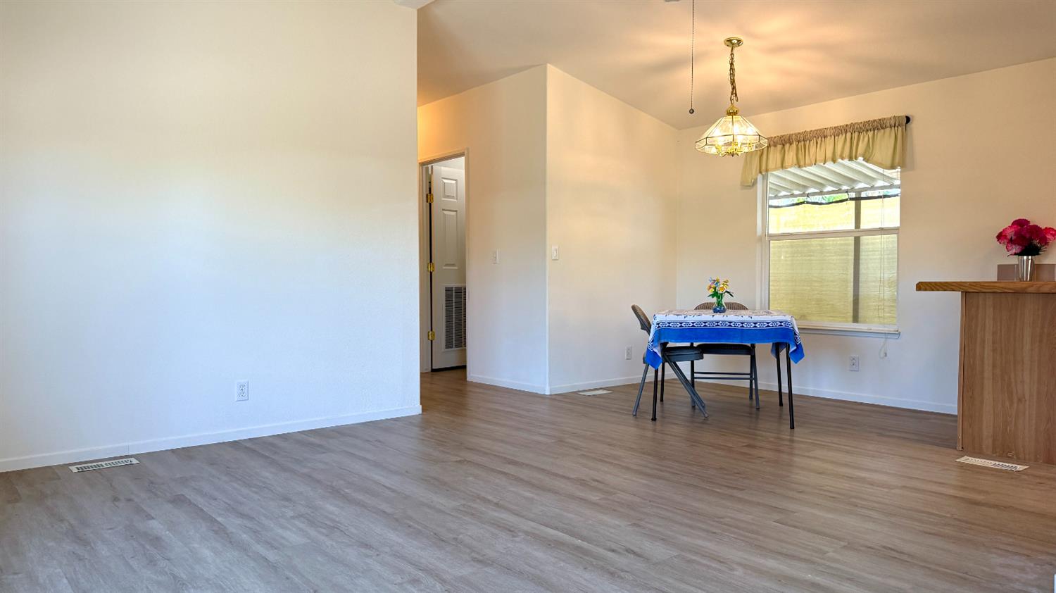 15 Golden Inn Way Rancho Cordova, CA 95670 - Photo 6 of 42