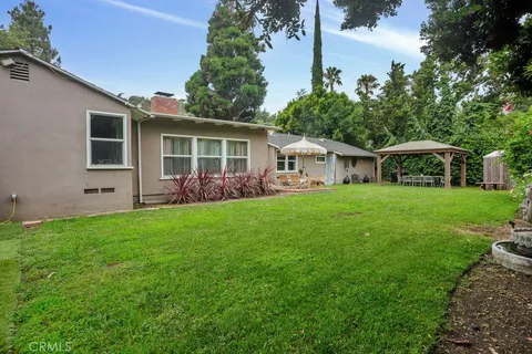 $6,900 | 3442 Laurel Canyon Boulevard, Studio City, CA 91604