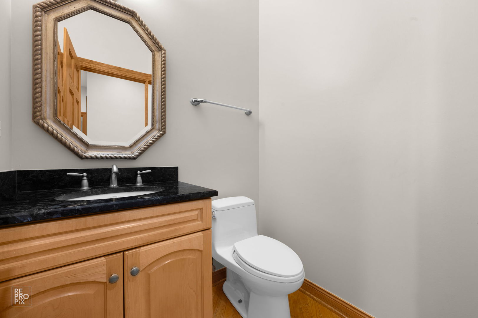 1017 Red Oak Street Addison, IL 60101 - Photo 16 of 36