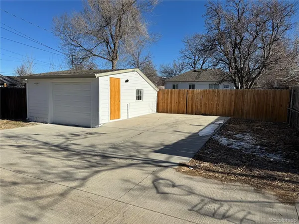 $359,500 | 1671 Oswego Street, Aurora, CO 80010