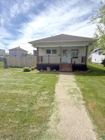 $179,900 | 1420 Ave C, Cloquet, MN 55720