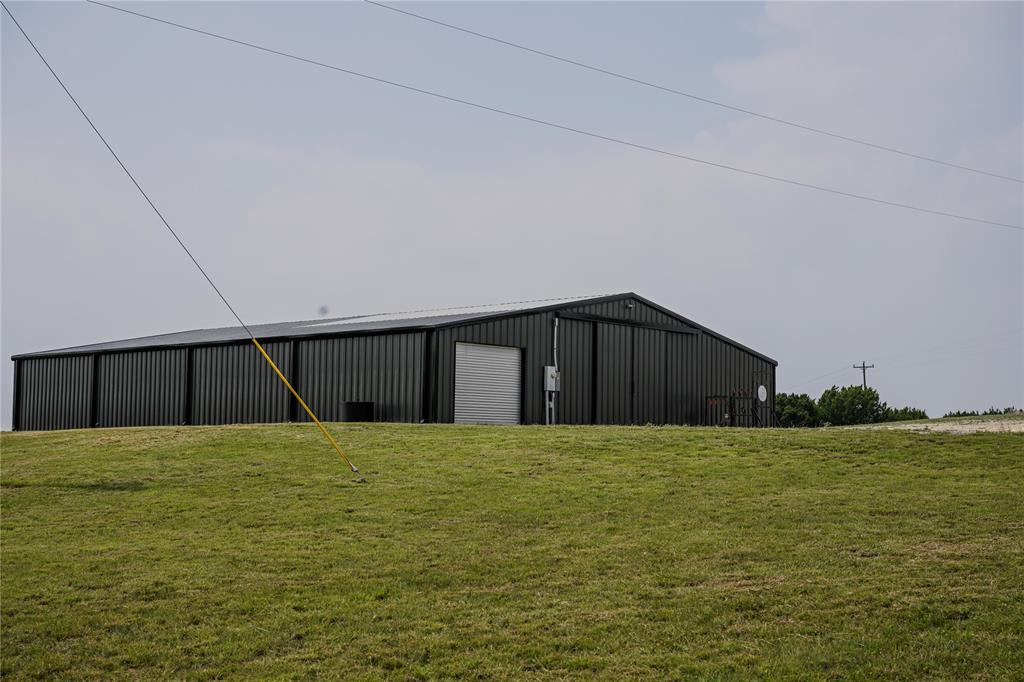 550 Manley Road Weatherford, TX 76088 - Photo 3 of 40