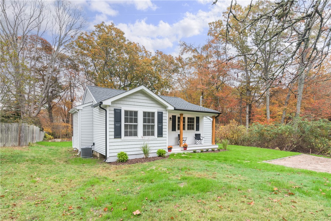 251 S Road South Kingstown, RI 02879 - Photo 3 of 22 Gallery Image 3