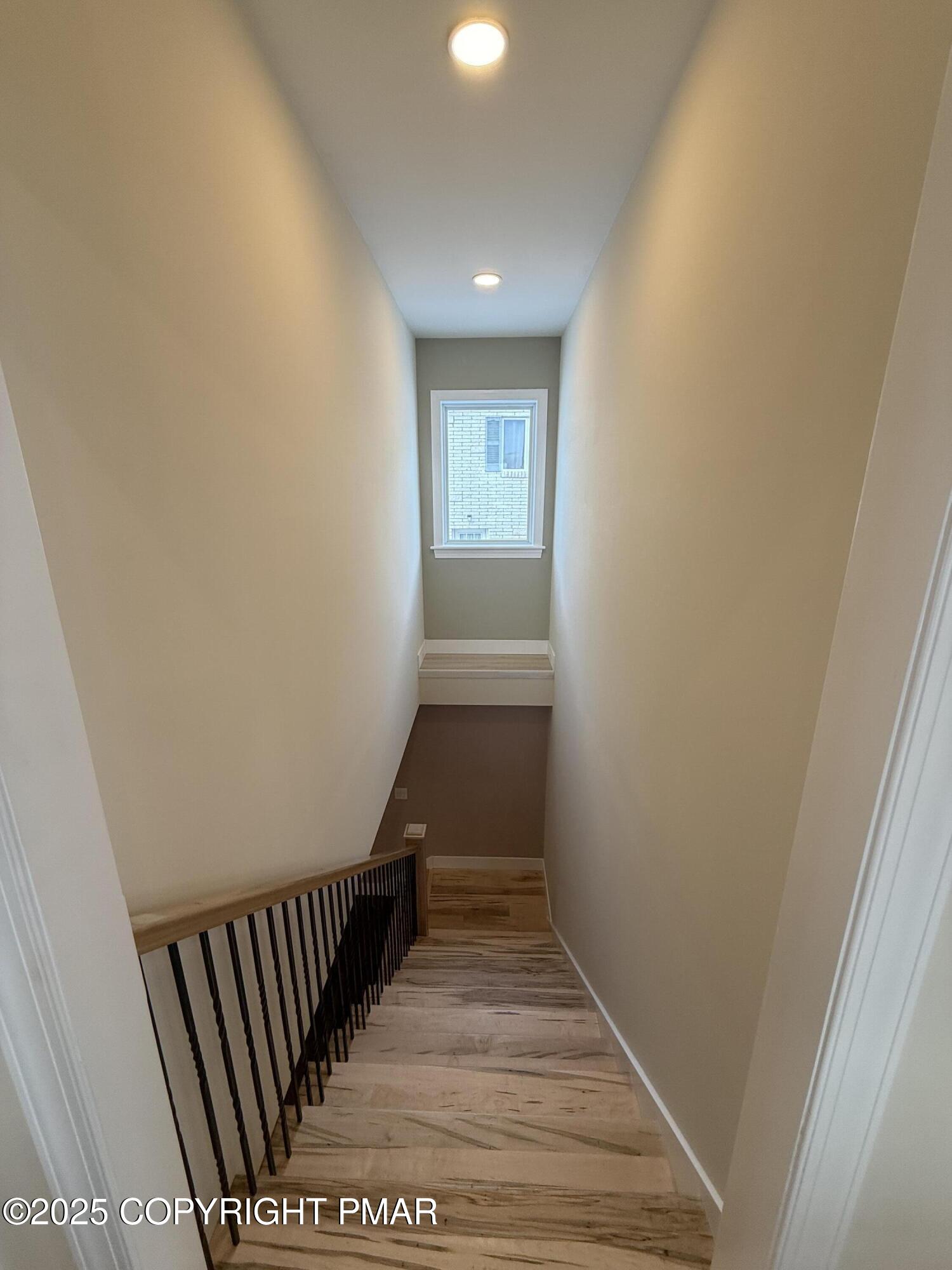 1270 Franklin Street Old Forge, PA 18518 - Photo 12 of 30 Stairs