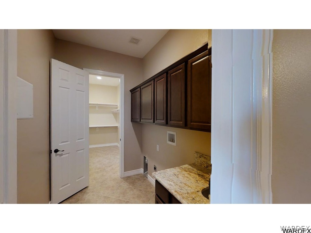 2656 Pegasus Ranch Road Bullhead City, AZ 86429 - Photo 21 of 24 Laundry Room