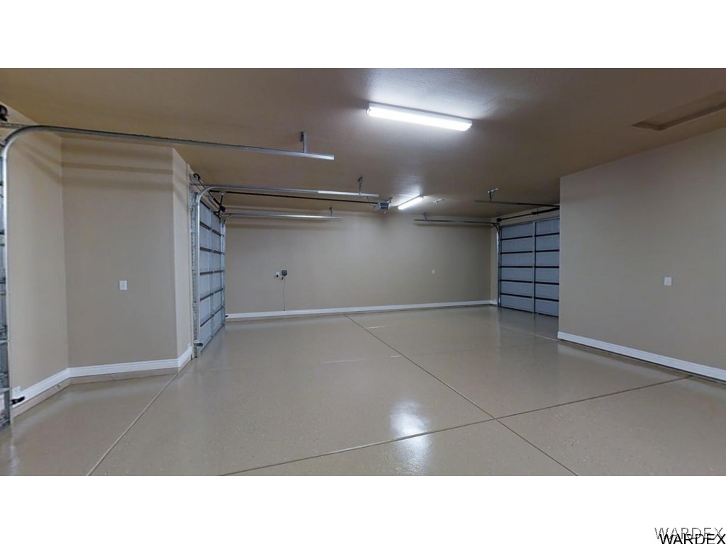 2656 Pegasus Ranch Road Bullhead City, AZ 86429 - Photo 23 of 24 Garage1