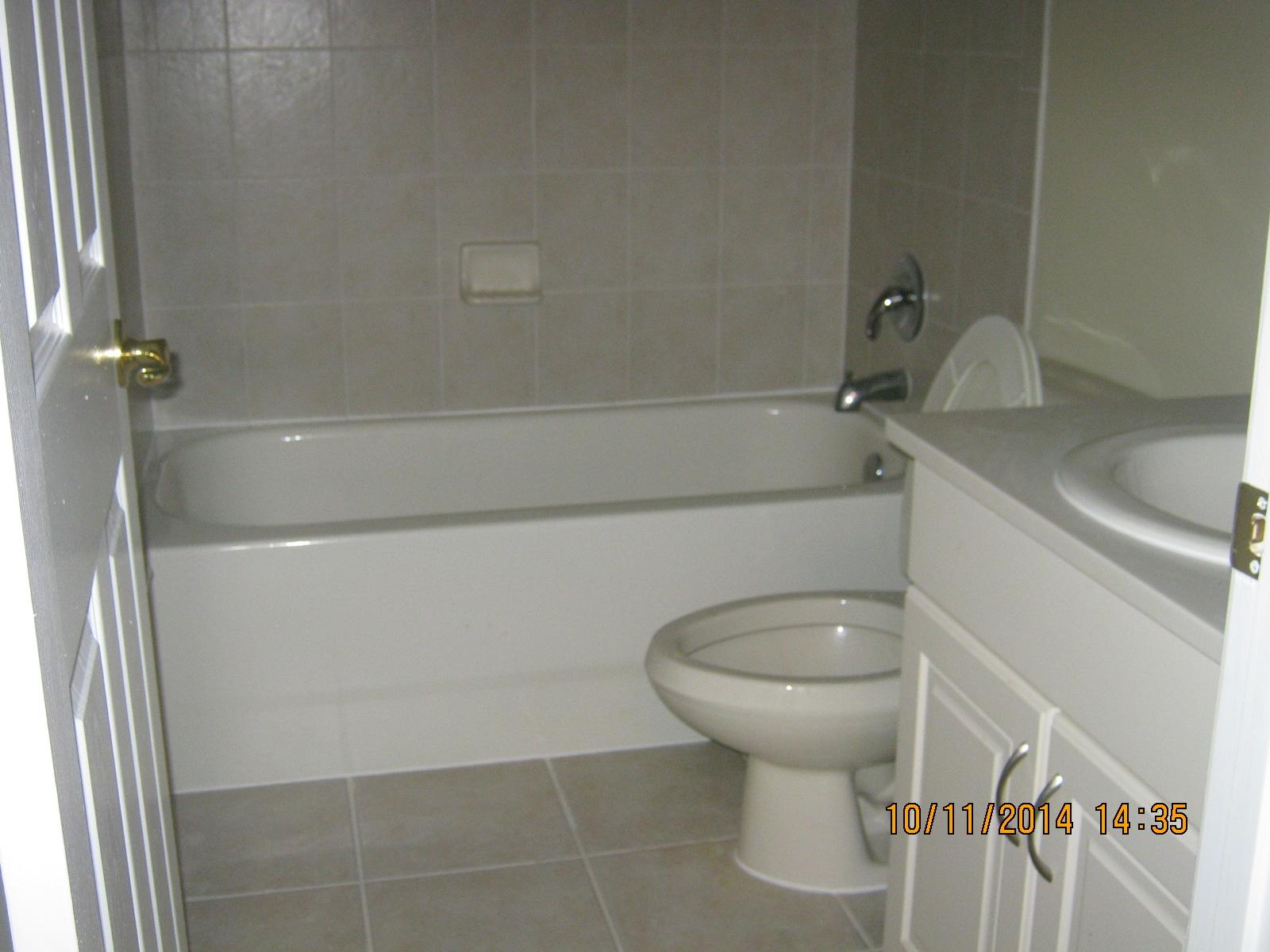2896 Hidden Hills Road, Unit 1002 West Palm Beach, FL 33411 - Photo 4 of 9 10 11 bath