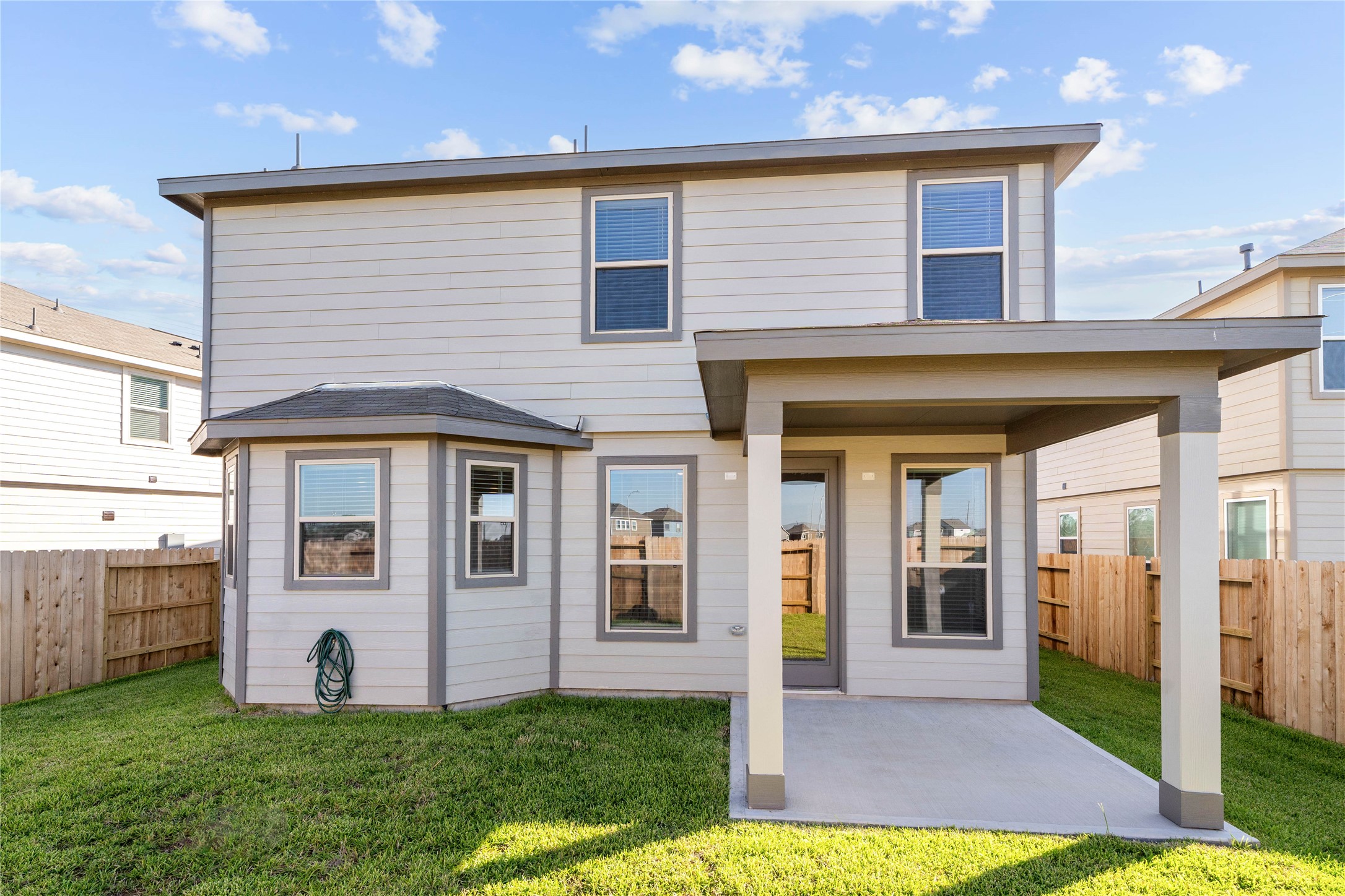 6410 Kentfield Drive Rosharon, TX 77583 - Photo 20 of 25 Come explore this expansive backyard featuring a beautiful covered patio—perfect for outdoor living! There's ample space for kids to play and adults to unwind. Ideal for patio furniture, a BBQ pit, and so much more—the possibilities are endless!