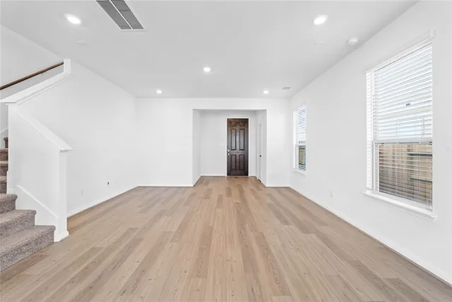 $302,995 | 6410 Kentfield Drive, Rosharon, TX 77583