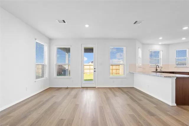 $302,995 | 6410 Kentfield Drive, Rosharon, TX 77583