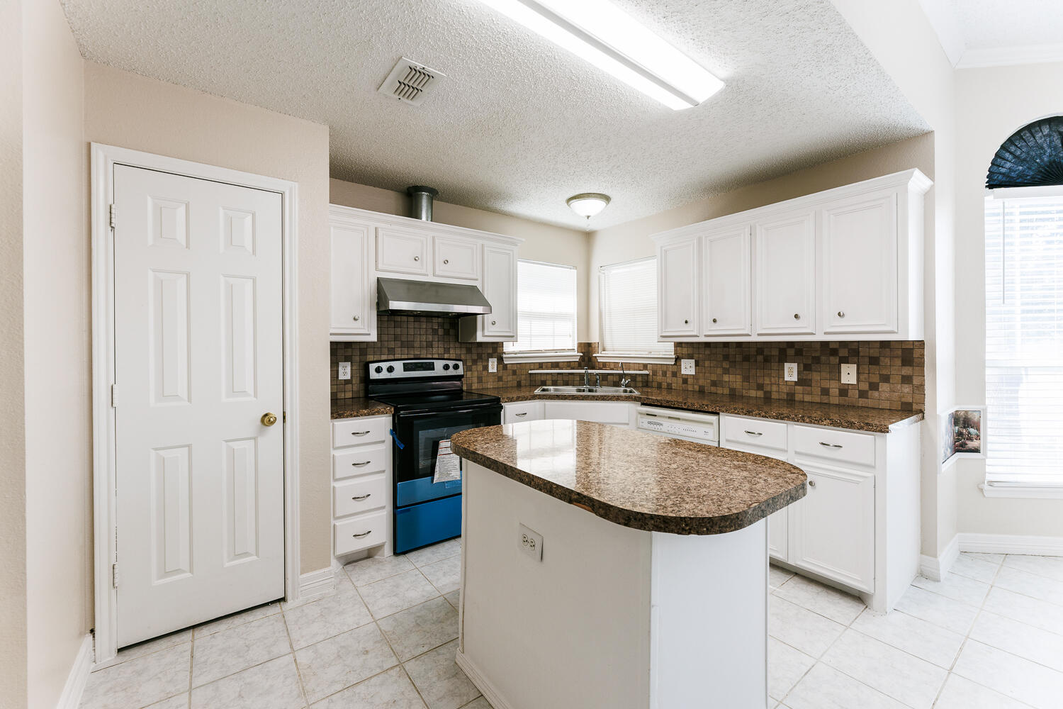 6526 7th Street Lubbock, TX 79416 - Photo 25 of 67 6526 7th-17