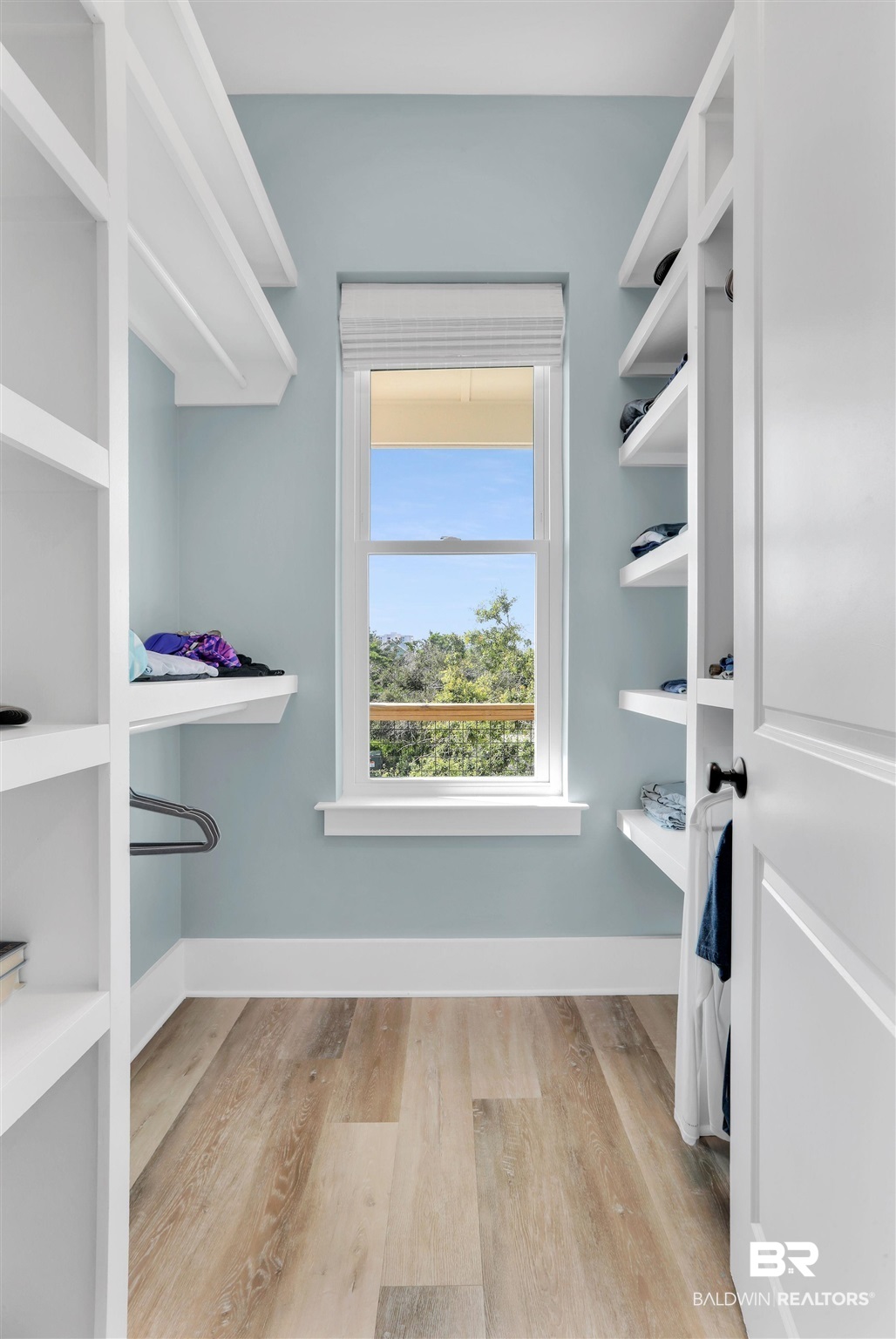 30147 River Road Orange Beach, AL 36561 - Photo 16 of 40 Master Bedroom Closet