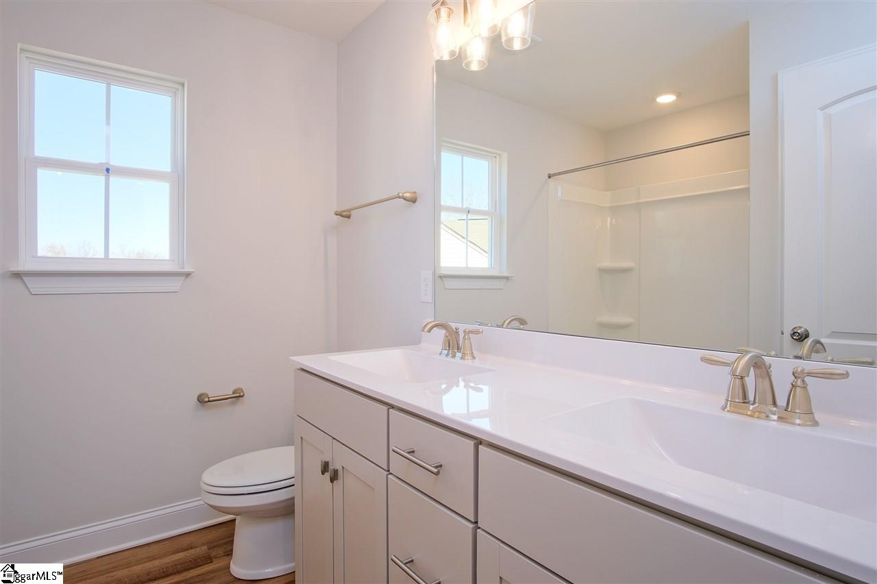404 Rock Spring Place Simpsonville, SC 29681 - Photo 11 of 29 Gallery Image 11