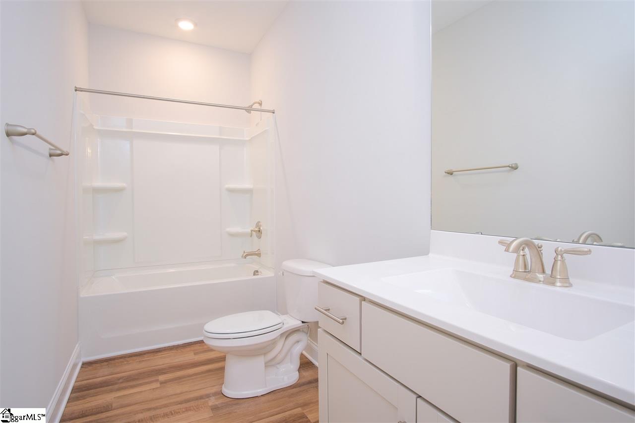 404 Rock Spring Place Simpsonville, SC 29681 - Photo 17 of 29 Gallery Image 17