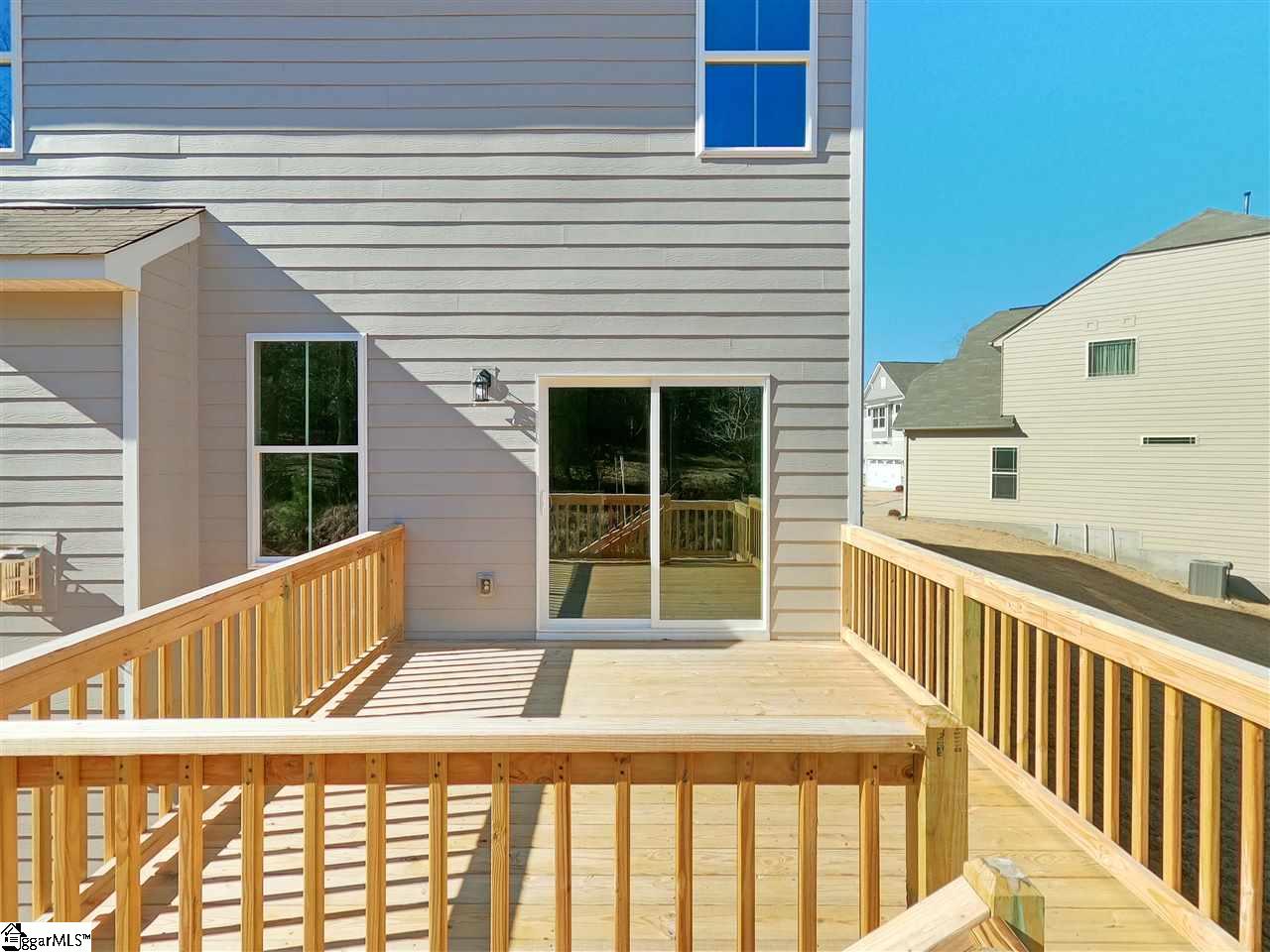 404 Rock Spring Place Simpsonville, SC 29681 - Photo 4 of 29 Gallery Image 4