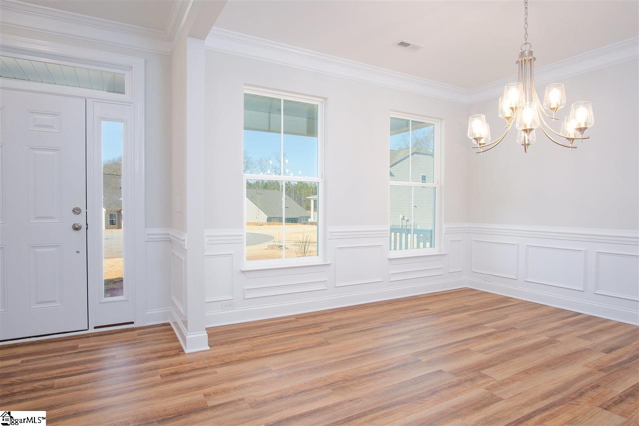 404 Rock Spring Place Simpsonville, SC 29681 - Photo 5 of 29 Gallery Image 5