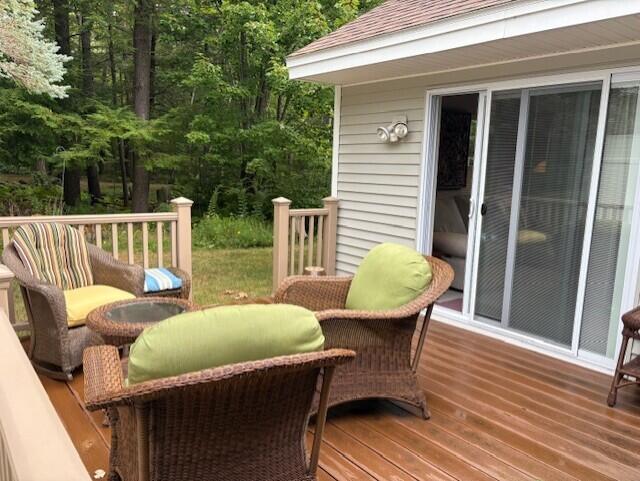 84 Kavanaugh Road, Unit 84 Old Orchard Beach, ME 04064 - Photo 28 of 32 deck 2