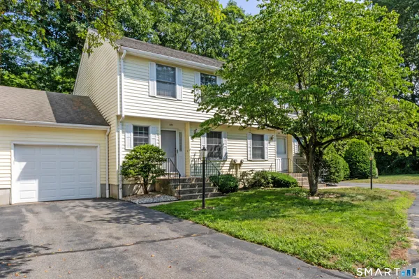$300,000 | 283 Strawberry Circle, Windsor, CT 06095