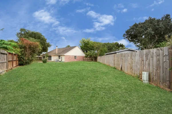 $329,000 | 6915 Cansfield Court, Katy, TX 77494