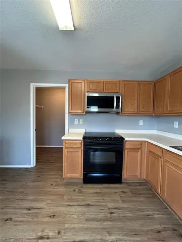 $1,695 | 1932 Elk Lake Trail, Fort Worth, TX 76247