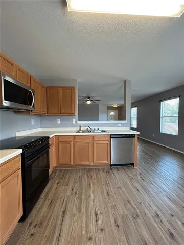 $1,695 | 1932 Elk Lake Trail, Fort Worth, TX 76247