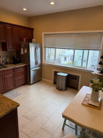 $2,950 | 72 Reservoir Avenue, Unit 2, Jersey City, NJ 07307