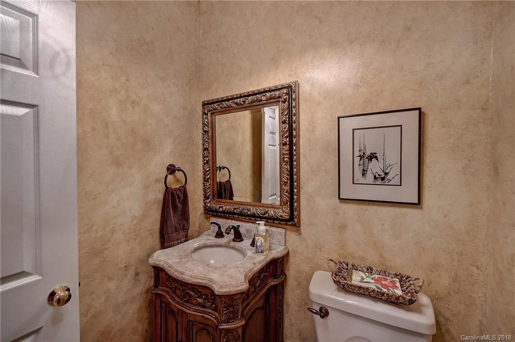 3939 Huckleberry Road Charlotte, NC 28210 - Photo 14 of 36 Gallery Image 14